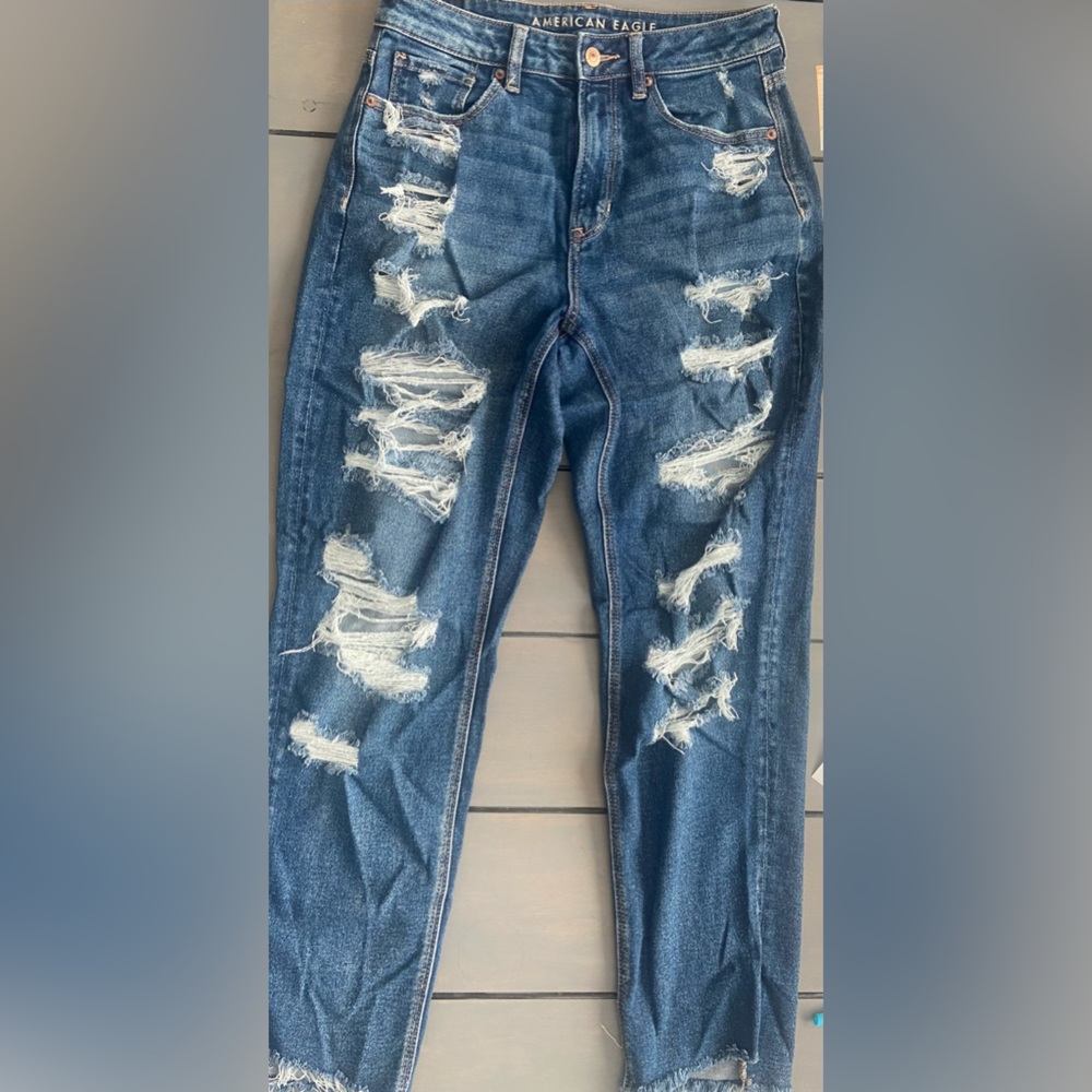 American Eagle Mom Jean Size 8